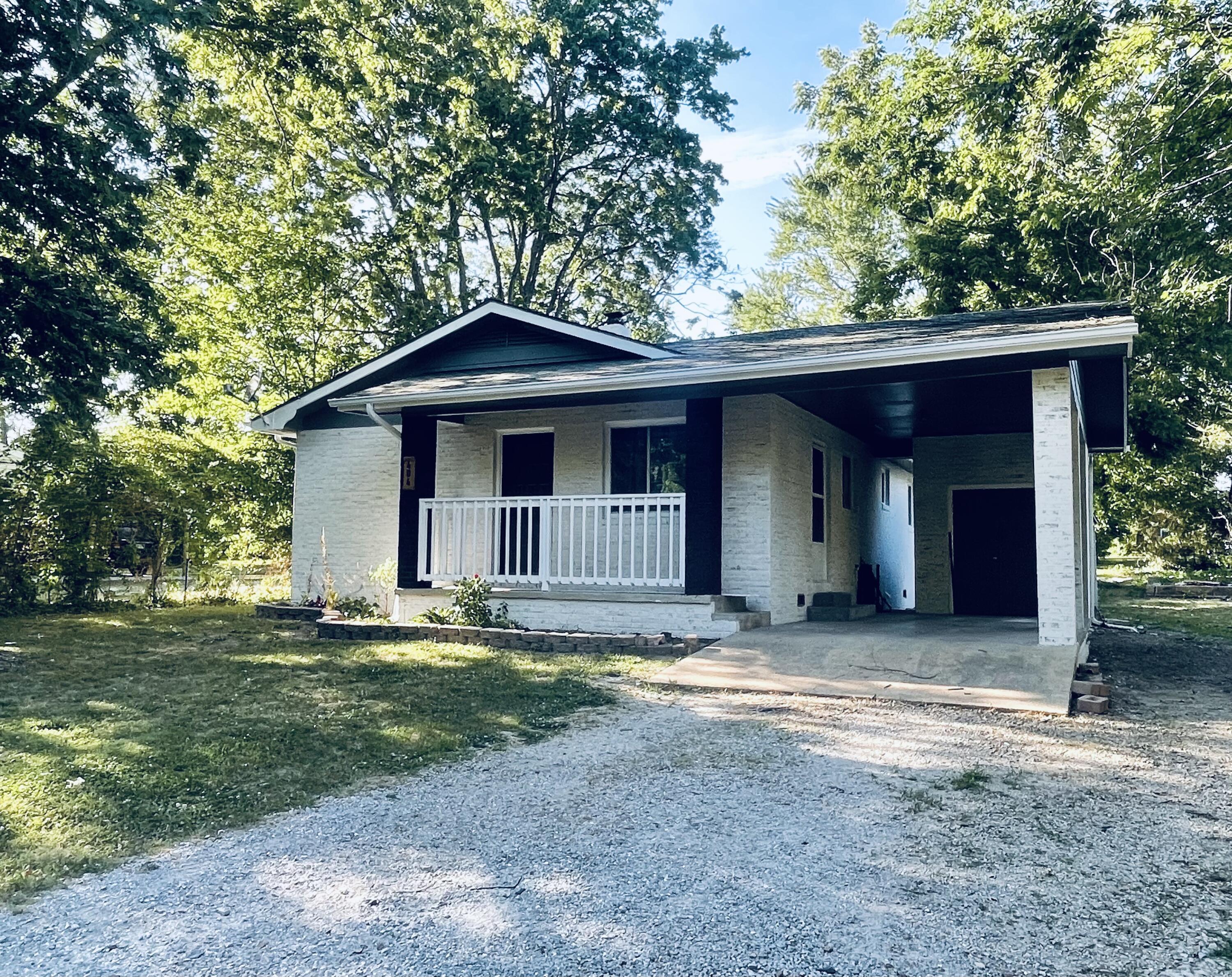404 West 2nd Street Mountain View, MO 65548