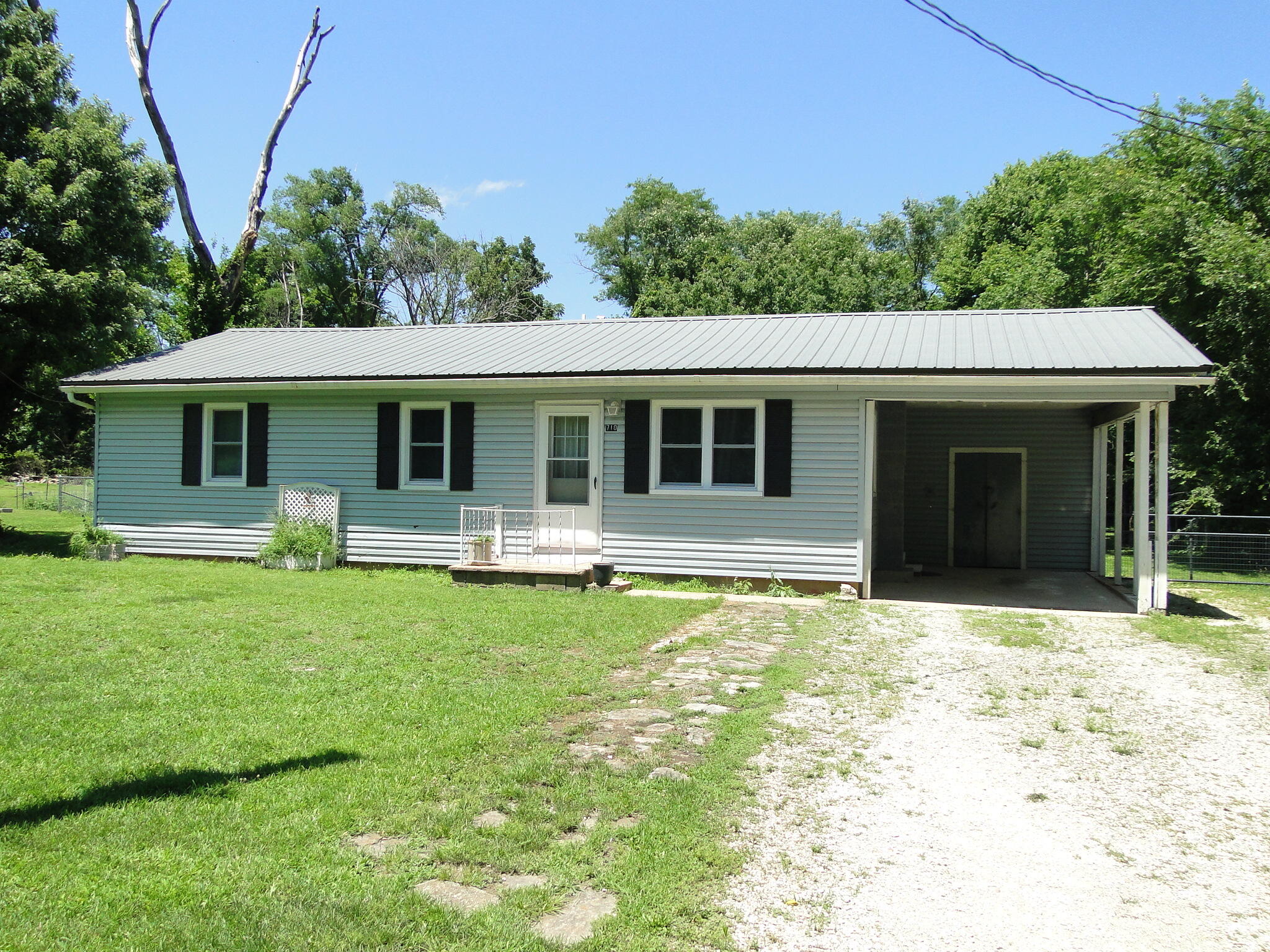 710 Tindel Terrace Cabool, MO 65689