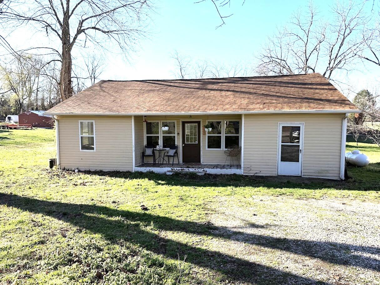 113 E James Street Mountain View, MO 65548