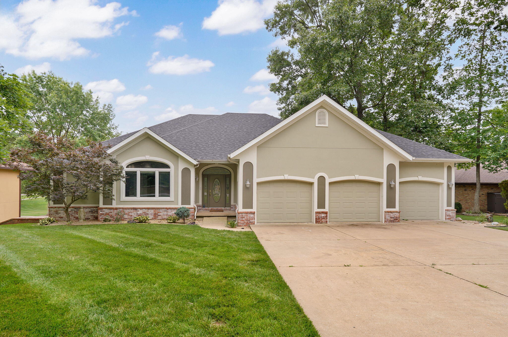3318 Winged Foot Drive Nixa, MO 65714