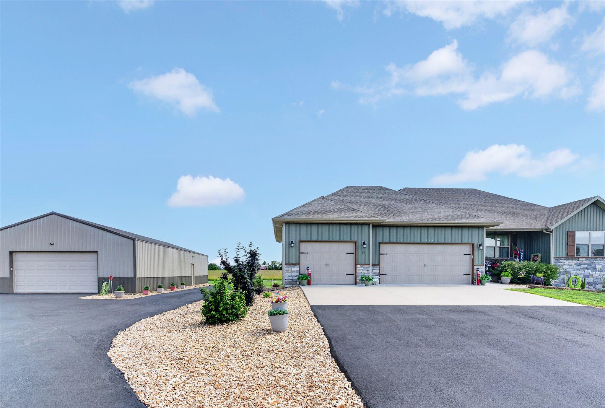 966 Division Street Sparta, MO 65753
