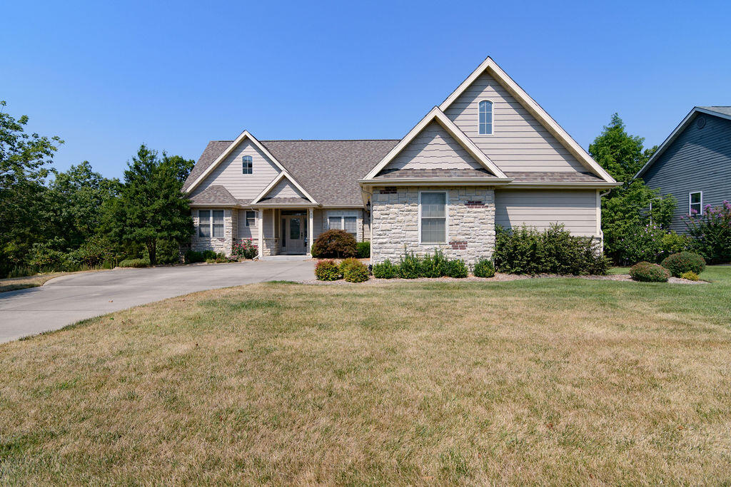 955 Forest Lake Drive Branson West, MO 65737