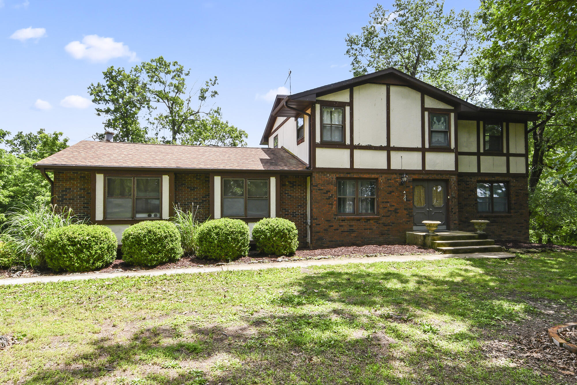 4446 F Brinkley Road Marshfield, MO 65706