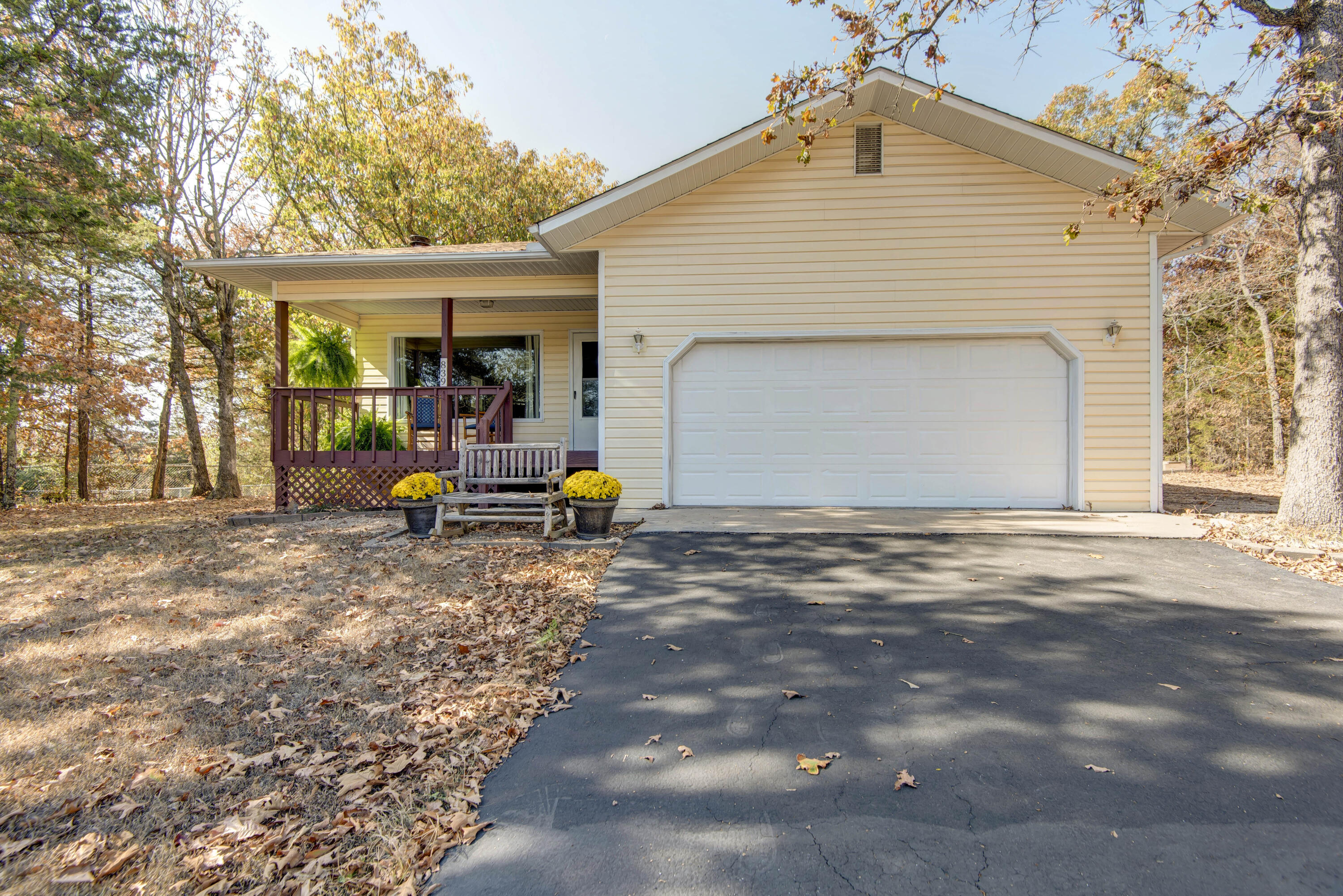 839 Lake Bluff Drive Branson West, MO 65737