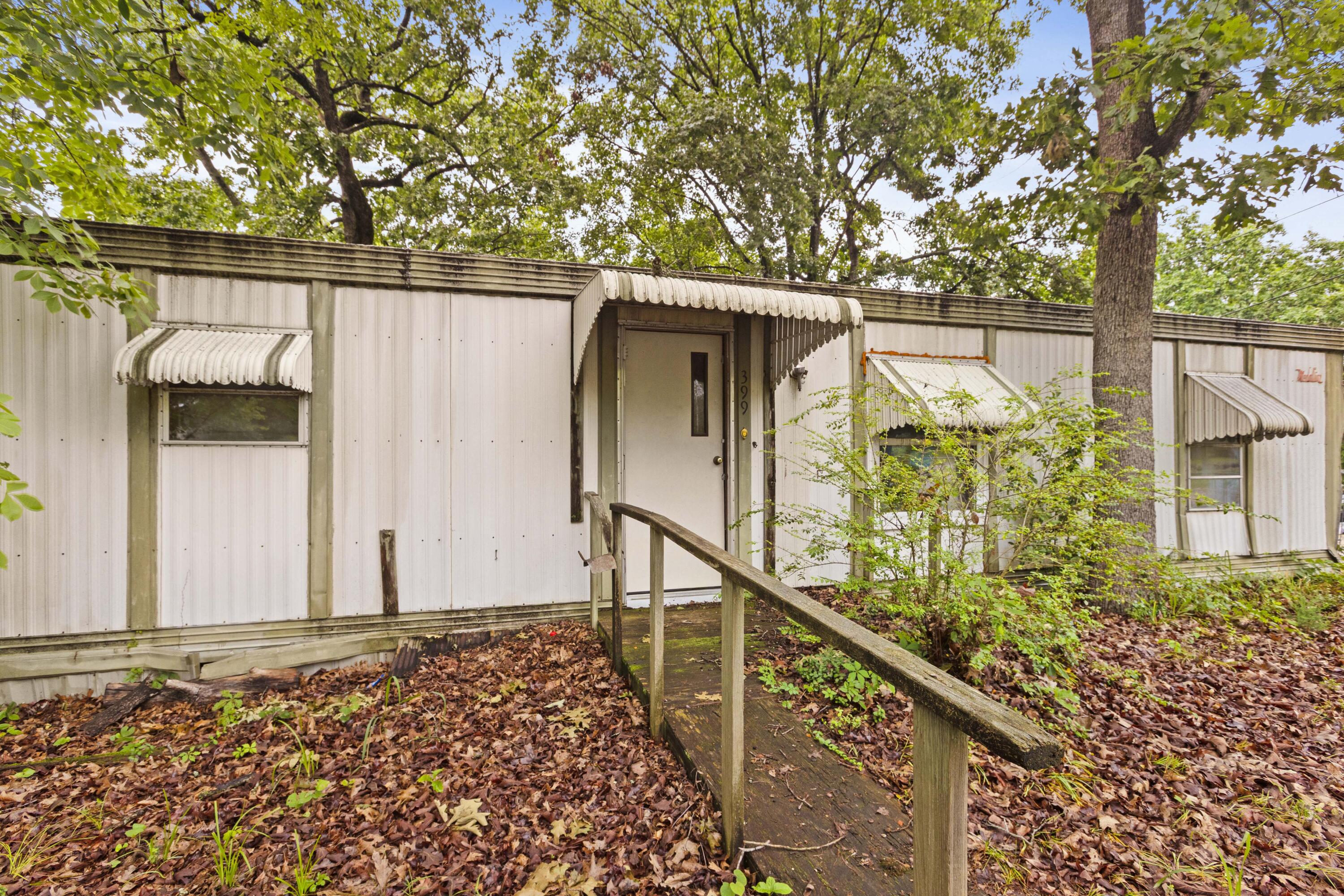 399 Laurel Street Hollister, MO 65672