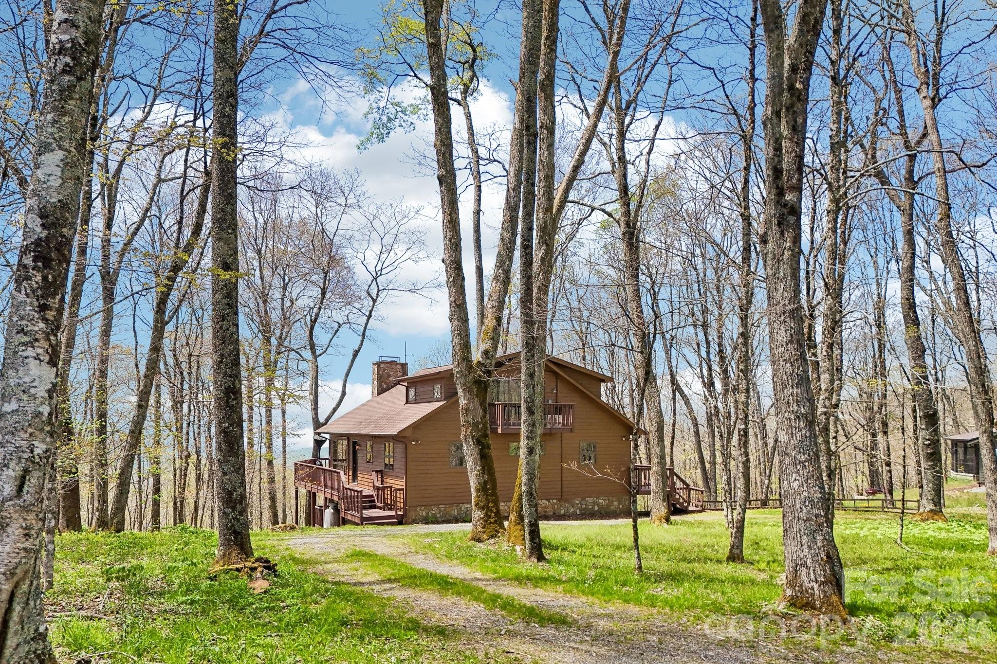 34 Wolfs Head Court Mars Hill, NC 28754