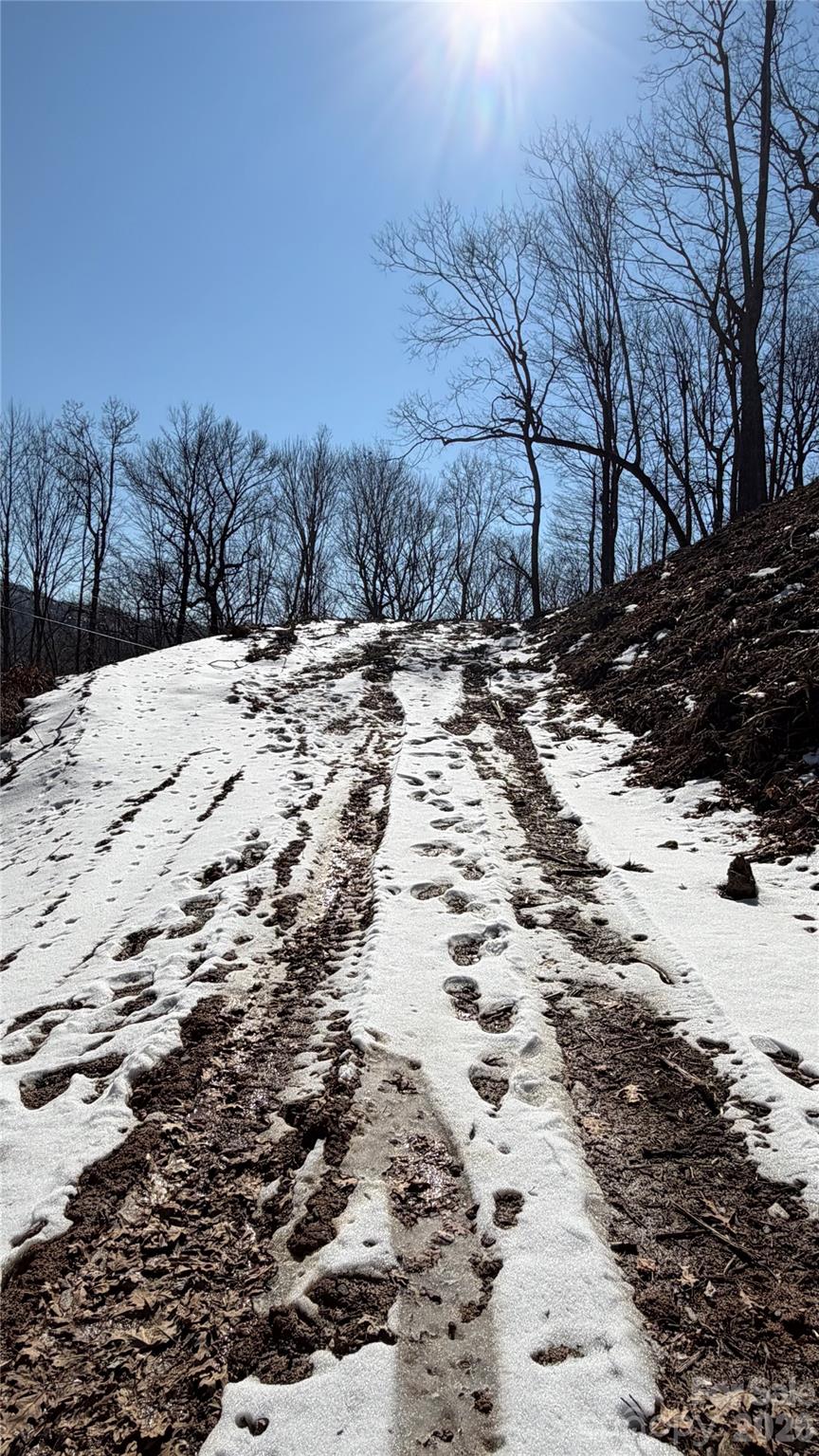 000 Fox den Road UNIT #109 Mars Hill, NC 28754