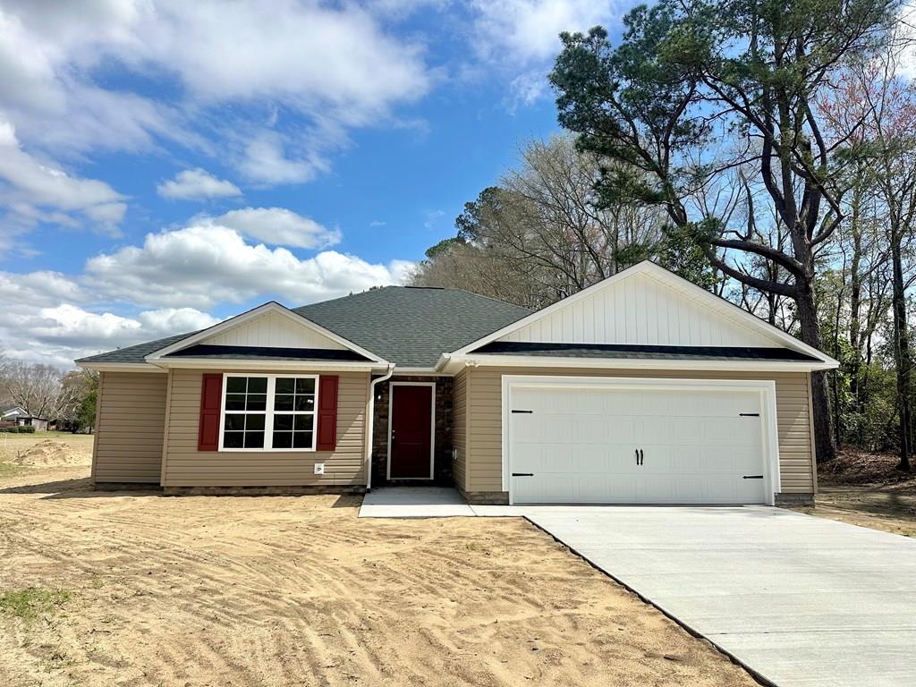 205 S Marion Pinewood, SC 29125