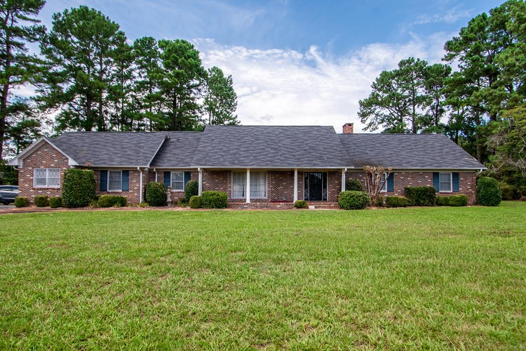 415 Briarcliff Manning, SC 29102