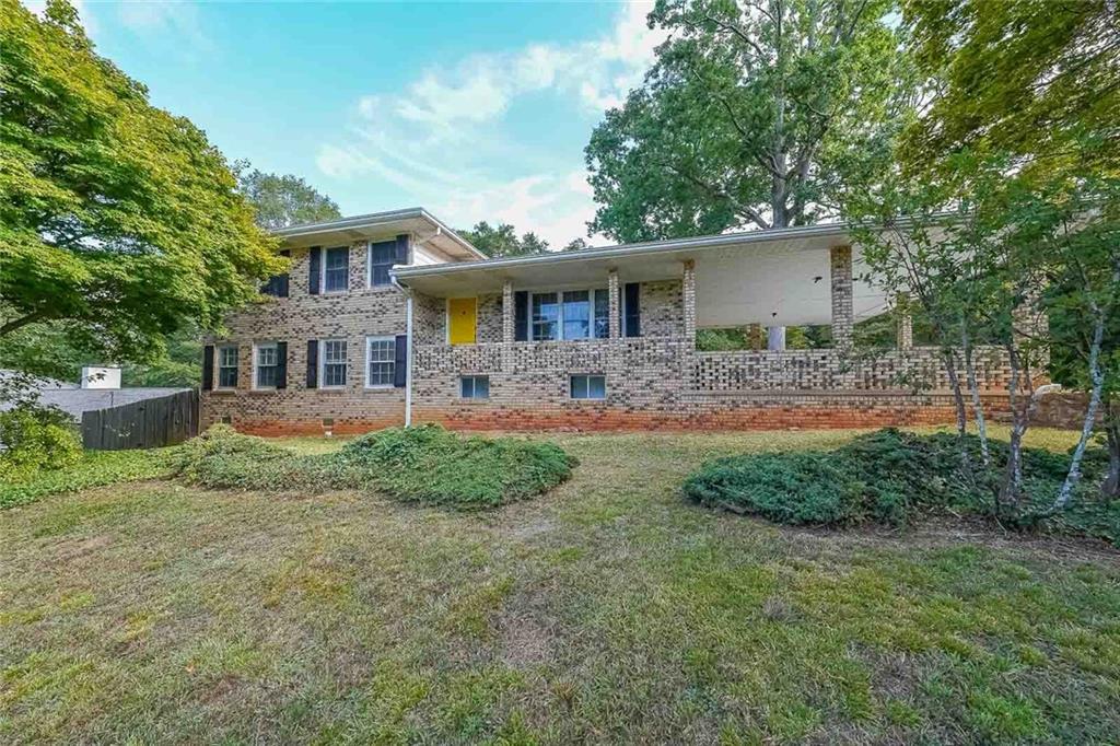 2473 Powers Ferry Drive Marietta, GA 30067