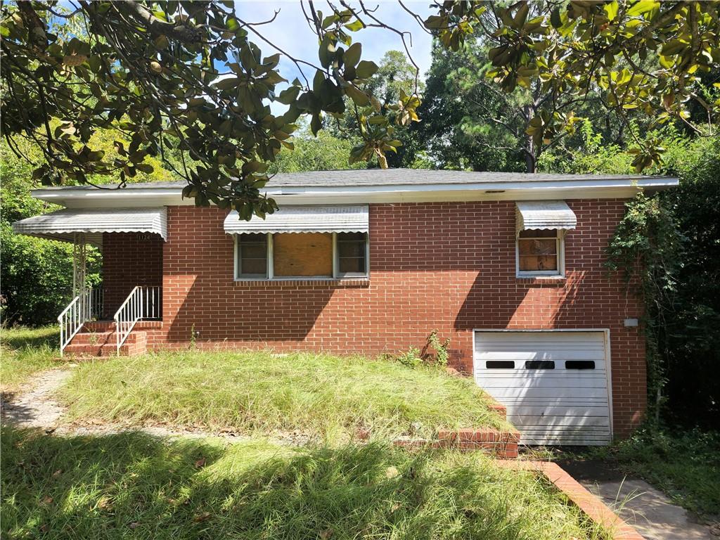 1124 N Beddingfield Drive Macon, GA 31206