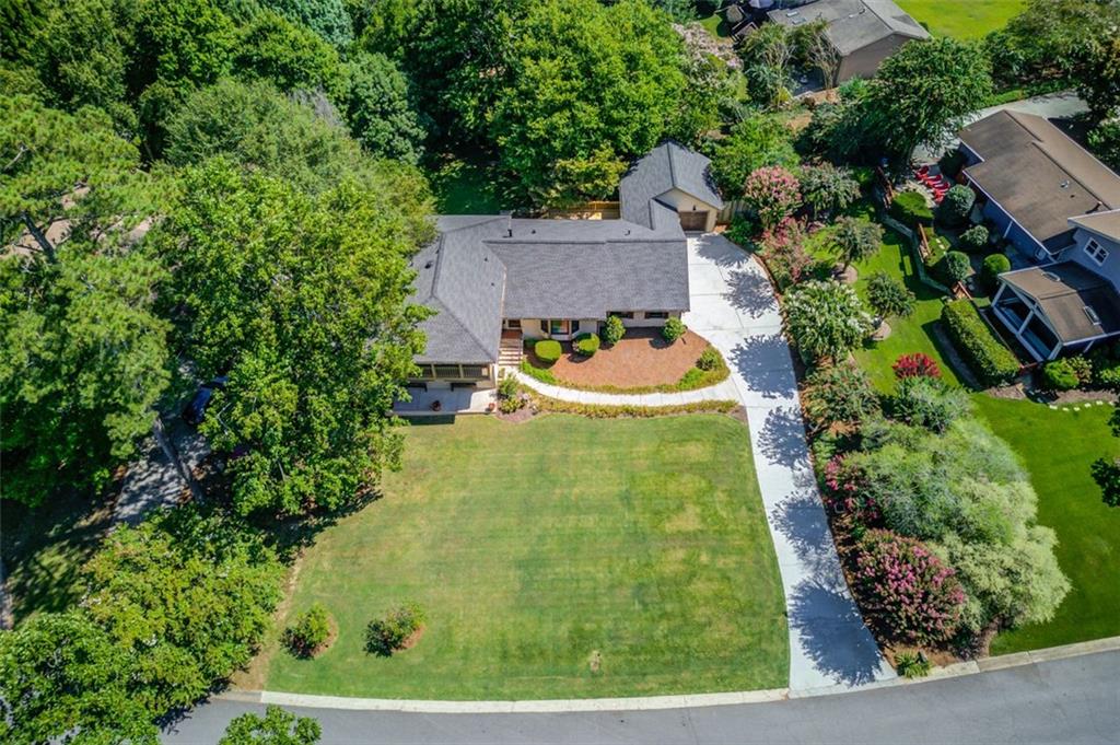 2221 Sancroff Court Dunwoody, GA 30338