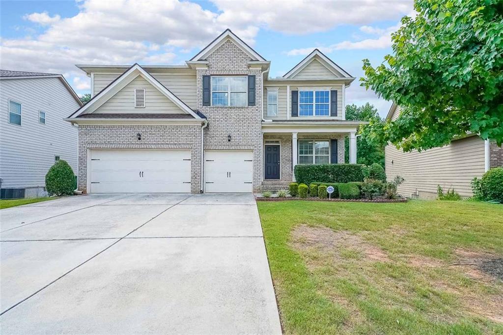 4339 Amberleaf Walk Lilburn, GA 30047