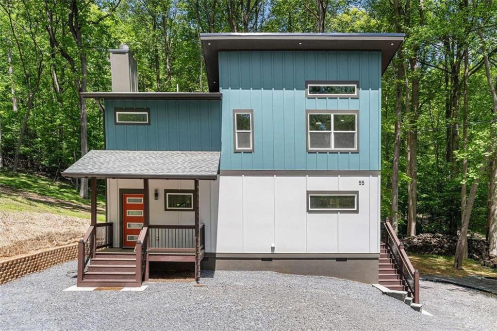 55 Elmwood Circle Ellijay, GA 30540