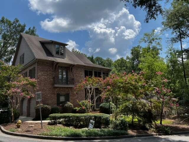 1059 Hedge Rose Court Atlanta, GA 30324