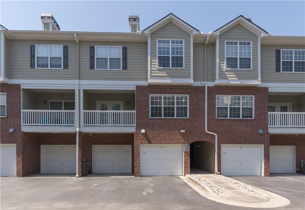 1113 Woodland Lane Alpharetta, GA 30009