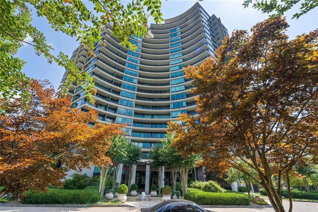 700 Park Regency Place UNIT #1206 Atlanta, GA 30326