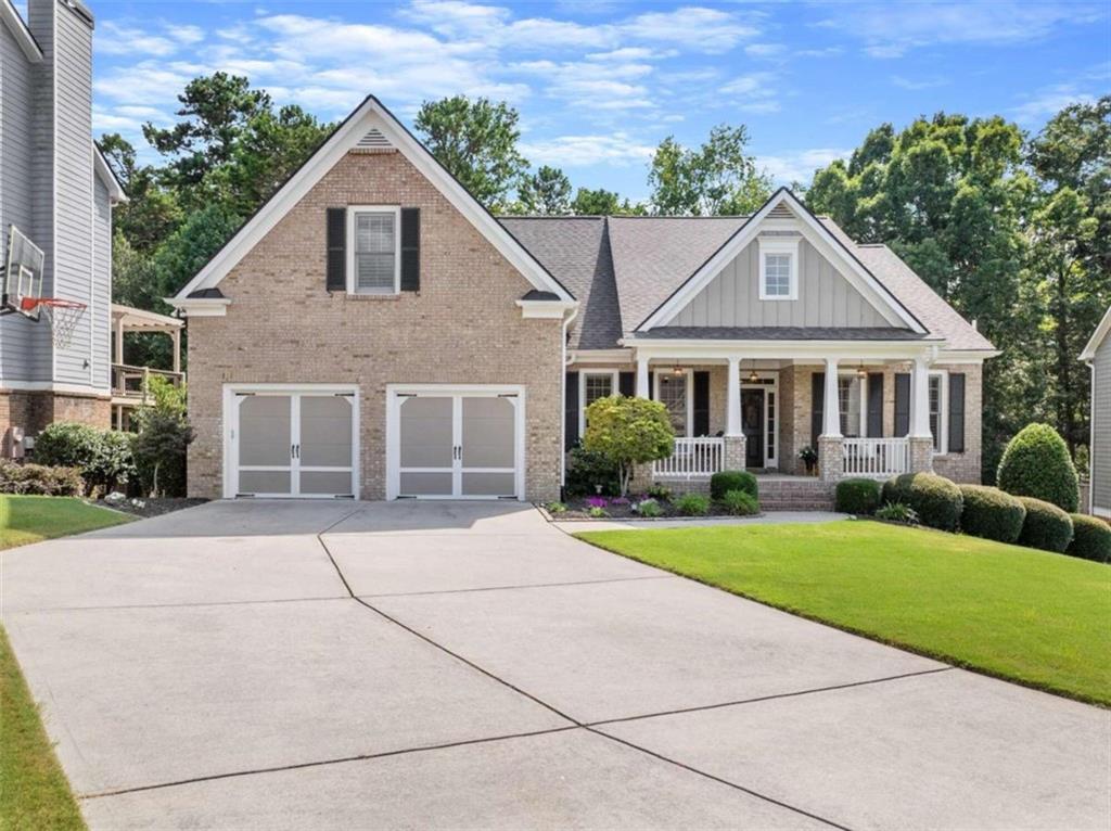 7531 Mossy Log Court Flowery Branch, GA 30542