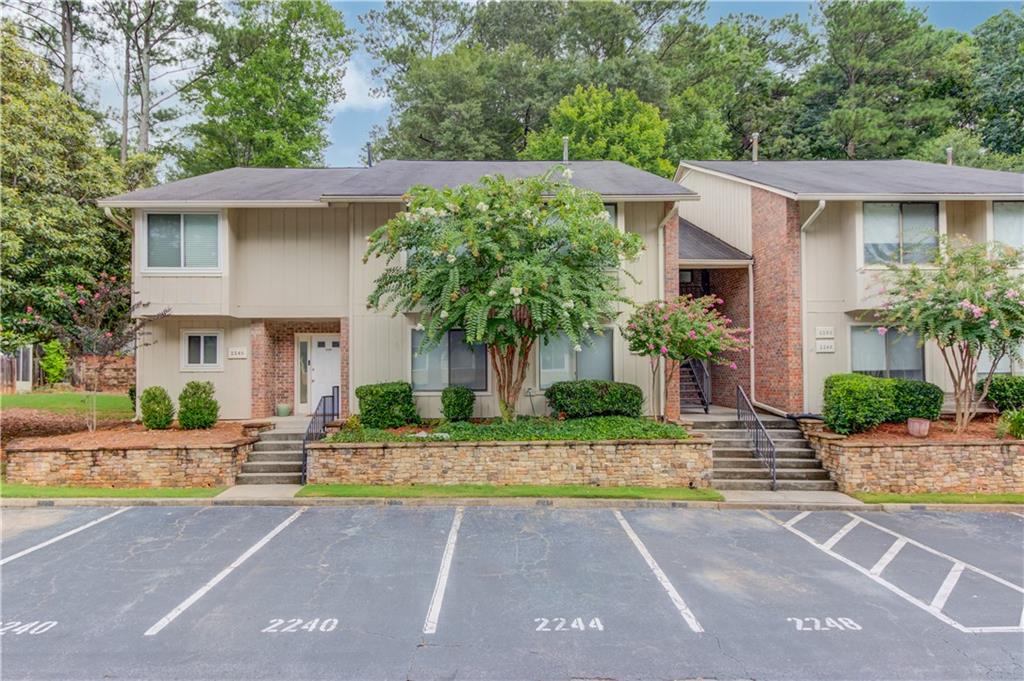 2244 Runnymead Ridge Marietta, GA 30067