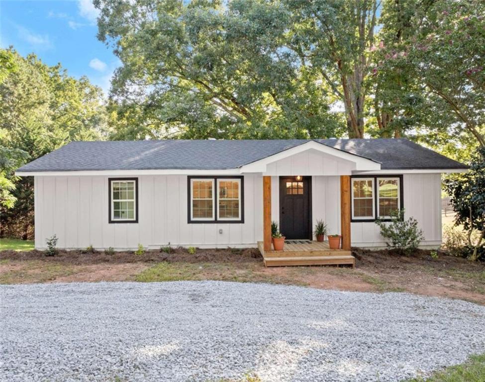 755 Moon Bridge Road Winder, GA 30680