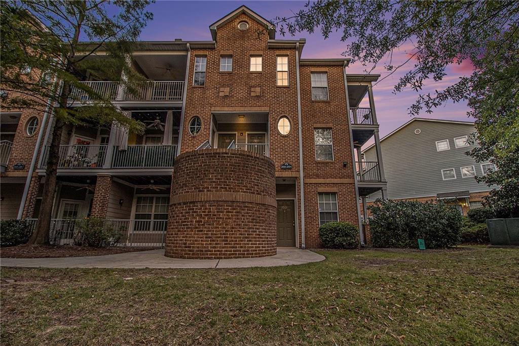 245 Amal Drive UNIT #2006 Atlanta, GA 30315