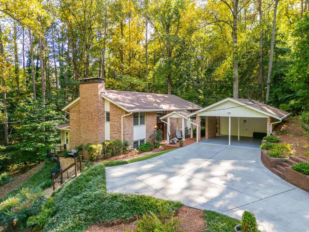 8326 Berkley Ridge Atlanta, GA 30350