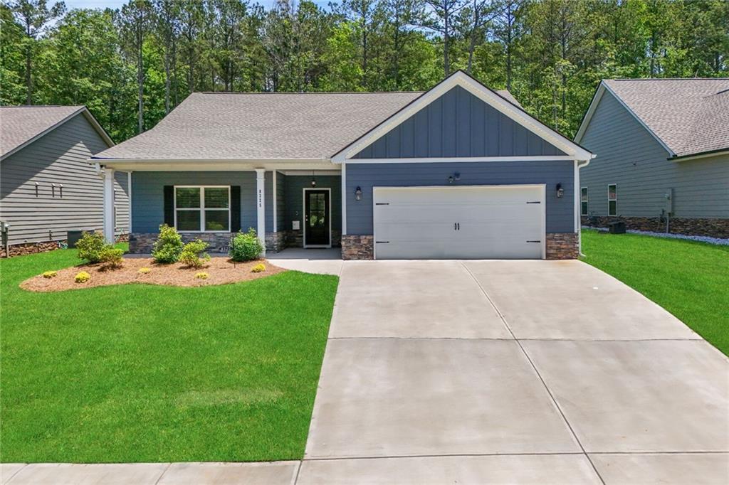 8325 Loch Lomand Lane Winston, GA 30187