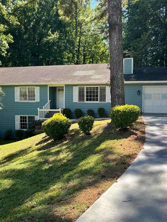 1006 Huntingdon Court Stone Mountain, GA 30083