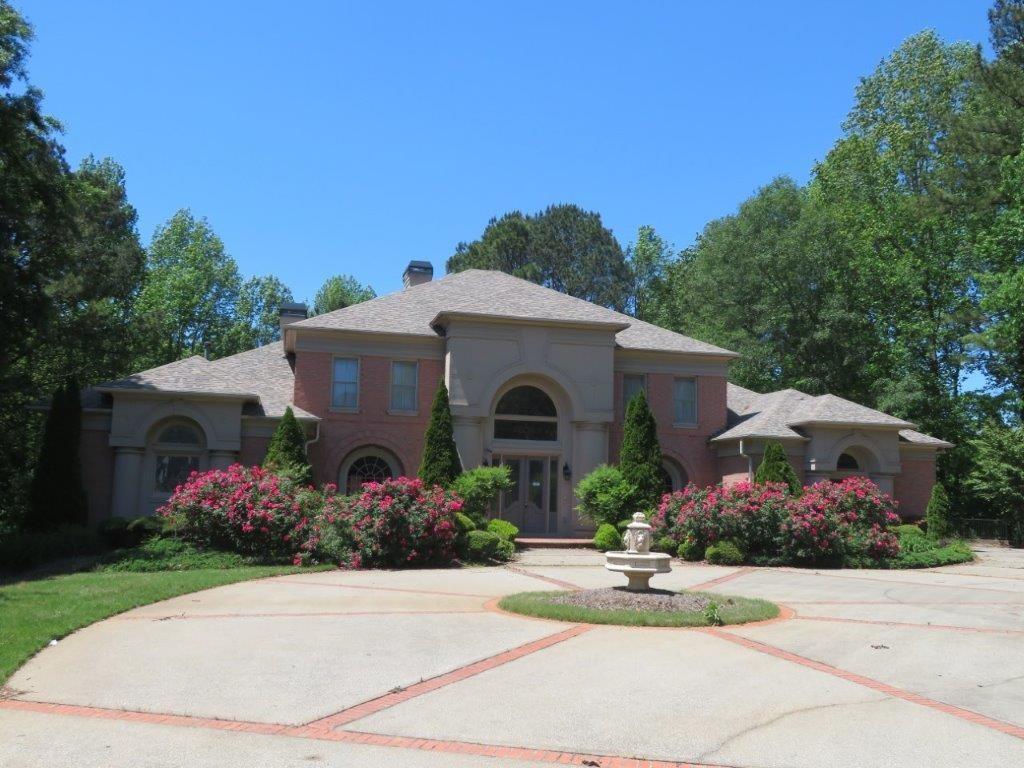 330 Hidden Oak Court Atlanta, GA 30331