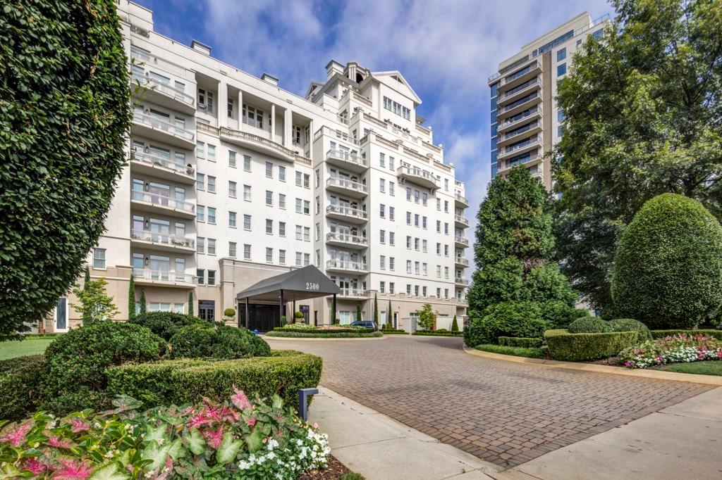 2500 Peachtree Road UNIT 606N Atlanta, GA 30305