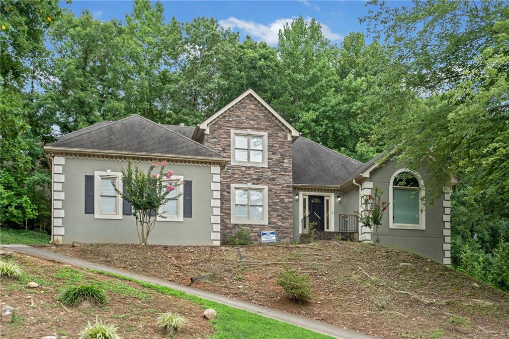 1790 Windsor Wood Drive Roswell, GA 30075