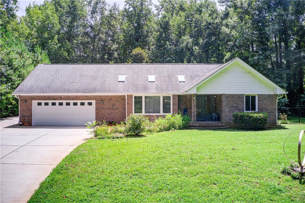 495 Carriage Drive Atlanta, GA 30328