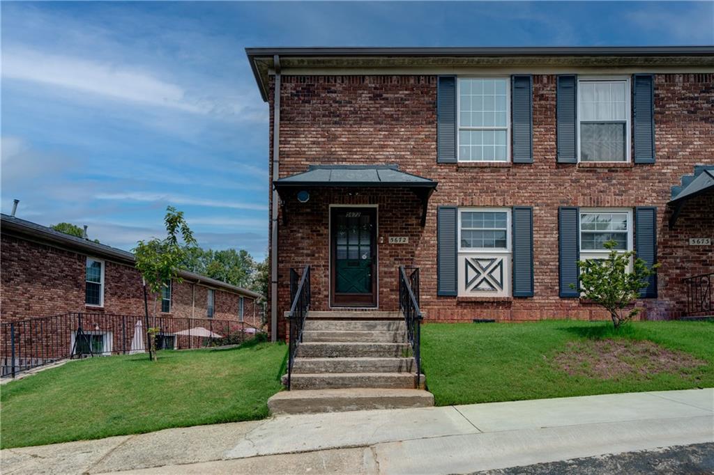 5672 Kingsport Drive UNIT #4 Atlanta, GA 30342