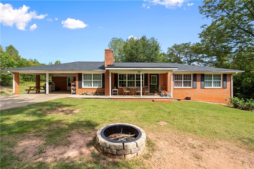 4282 Porter Springs Road Dahlonega, GA 30533