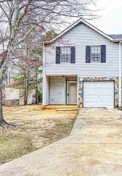 2501 Pine Tree Trail South Fulton, GA 30349