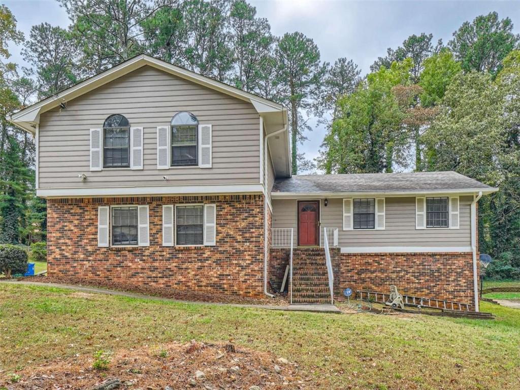 4473 Rowland N Dr Stone Mountain, GA 30083