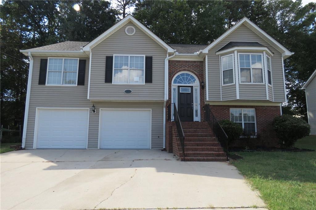 5811 Pecan Grove Ellenwood, GA 30294