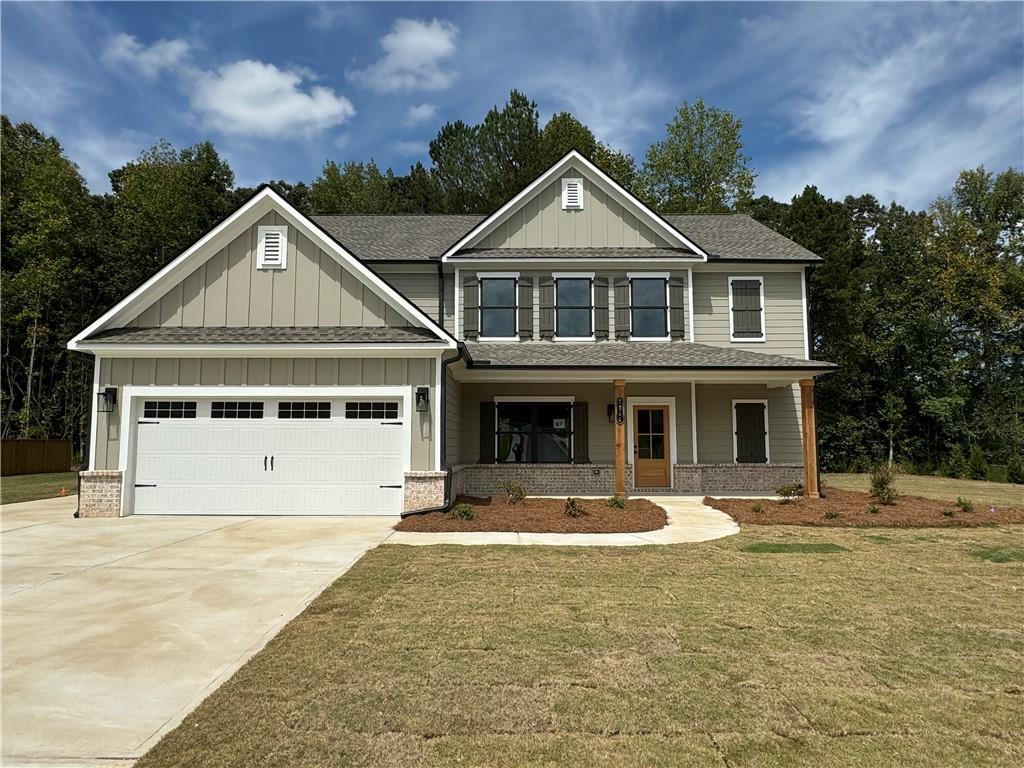 1344 Red Oak Ln Loganville, GA 30052