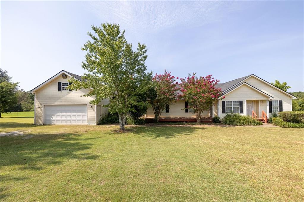 20 Apple Road Locust Grove, GA 30248