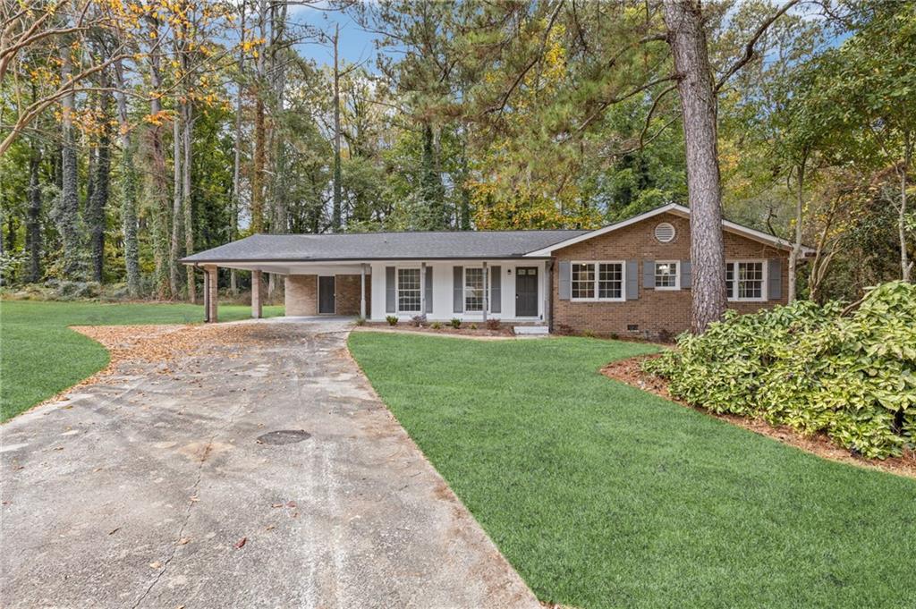 5325 Corinth Circle Stone Mountain, GA 30087