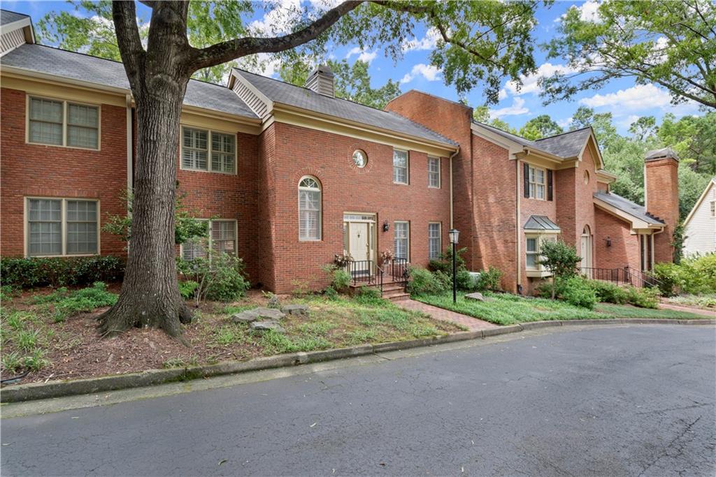 40 Ivy Chase Atlanta, GA 30342