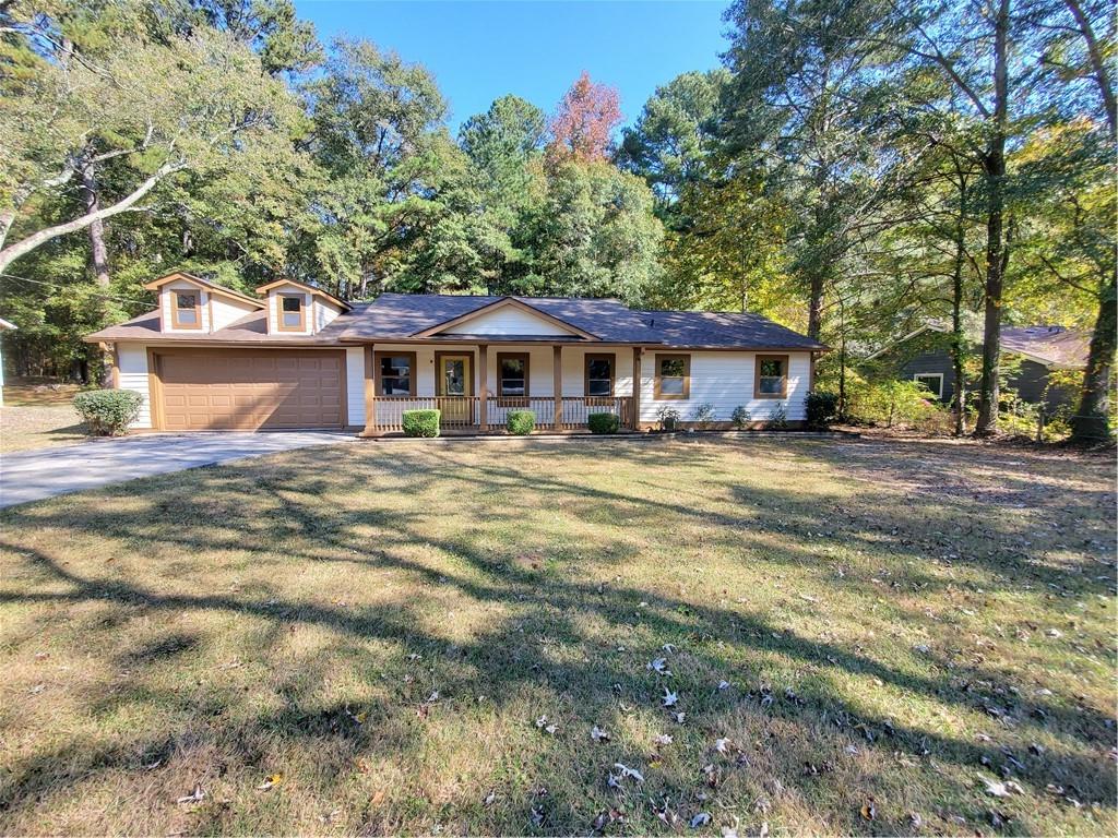 6832 Shangrila Way Riverdale, GA 30296