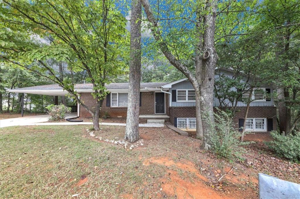 465 N Hairston Road Stone Mountain, GA 30083