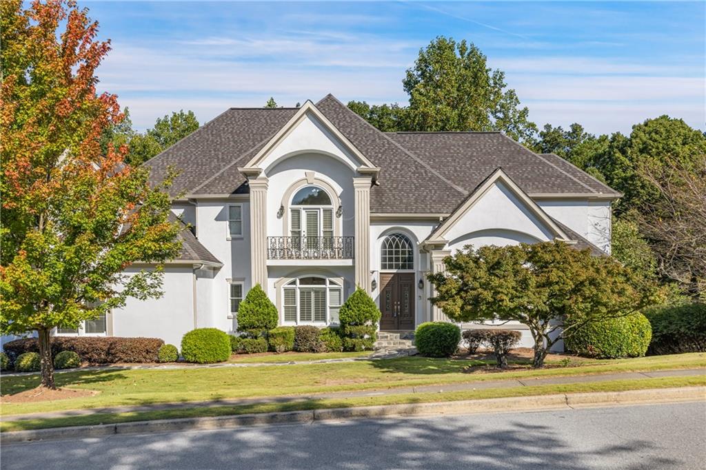 8200 Sentinae Chase Drive Roswell, GA 30076