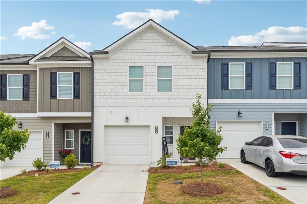 204 Regent Park UNIT #2 Hoschton, GA 30548