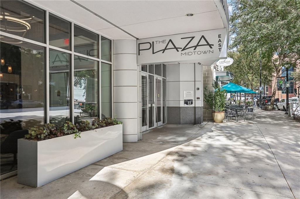 950 W Peachtree Street UNIT #1214 Atlanta, GA 30309