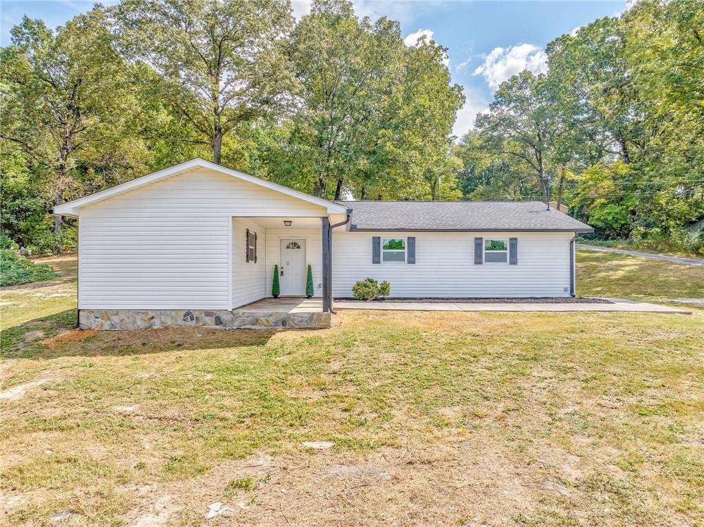 516 c Baxter Road Calhoun, GA 30701