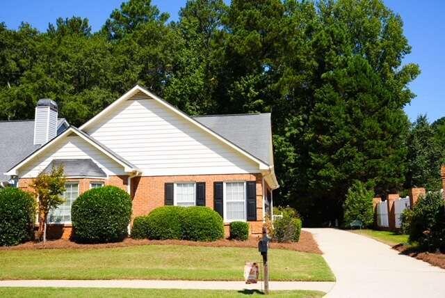 350 Woodgate Drive Fayetteville, GA 30214