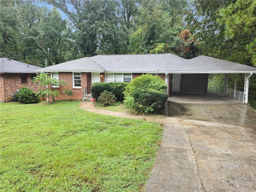 2261 Clifton Springs Road Decatur, GA 30034