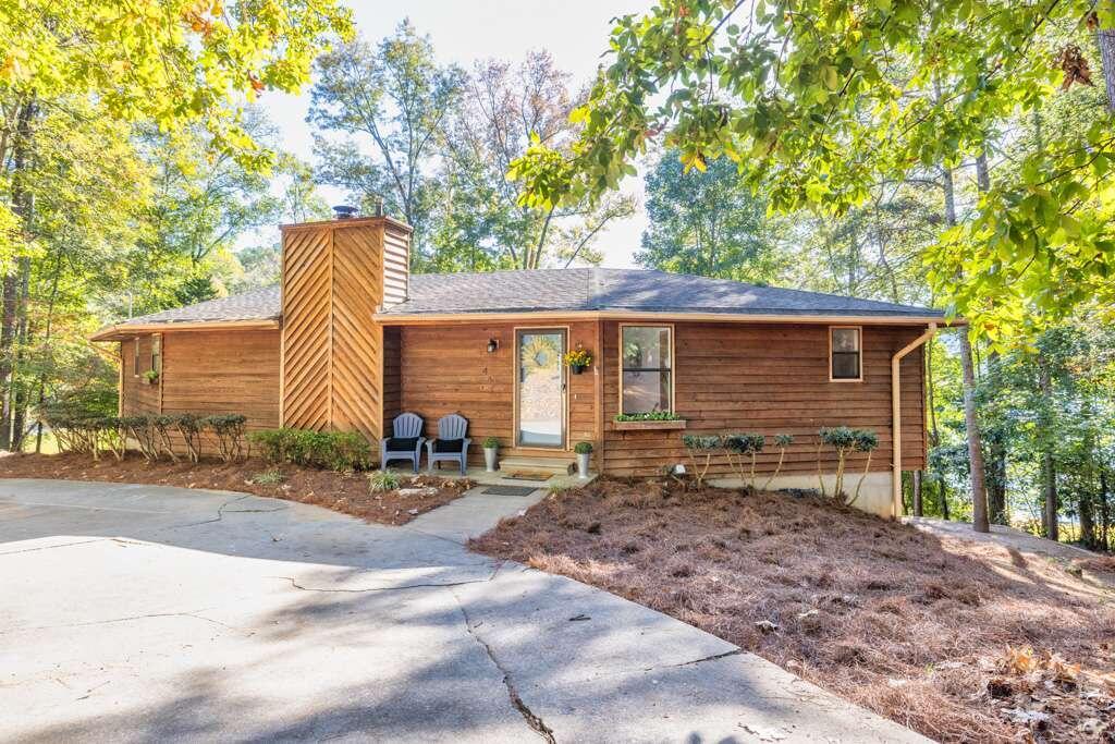 2447 Lakeshore Drive Conyers, GA 30012